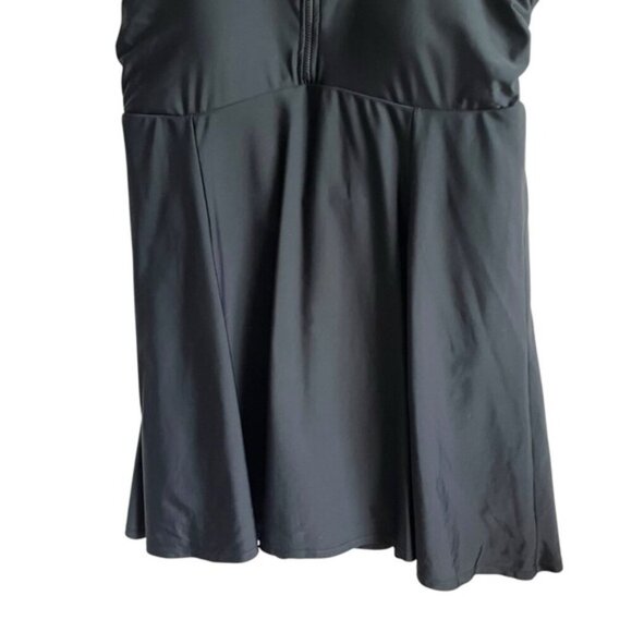 Torrid Zip Front Swim Dress Black Size 1 w/ Shorts UPF 50+ - Picture 4 of 12